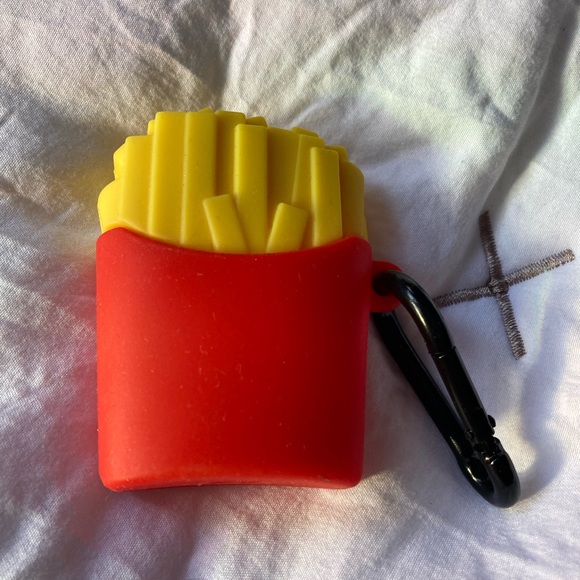 AirPods case - Picture 1 of 3